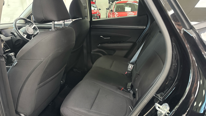 Hyundai TUCSON 1.6 TGDi 48V MHD SE Connect 5dr 2WD DCT Petrol Estate